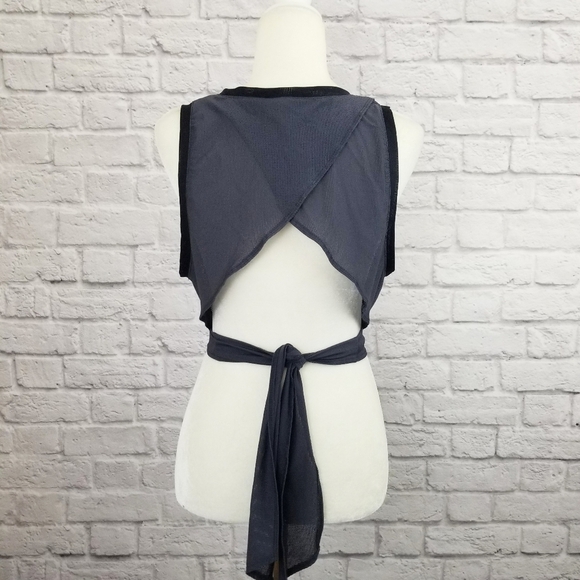 Fabletics sheer dark gray wrap around sleeveless open back scoop neck top Sz XL - Picture 6 of 11